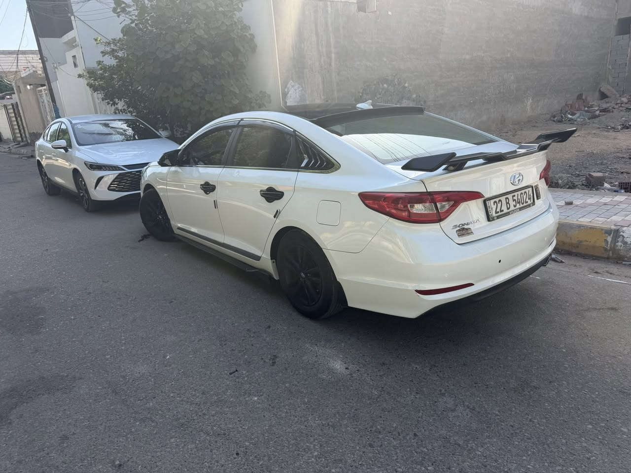 سوناتا ٢٠١٧ أمريكي حدثه جاملغ امامي وباب بدون دخول ولا لغد سياره فول استخدم شخصي محرك كير مكفول تخم تاير جديد رقم أربيل بيه وكاله راعيه موجود اي وقت يحولك عنوان كربلاء سعر ١٢٠ 
***********

