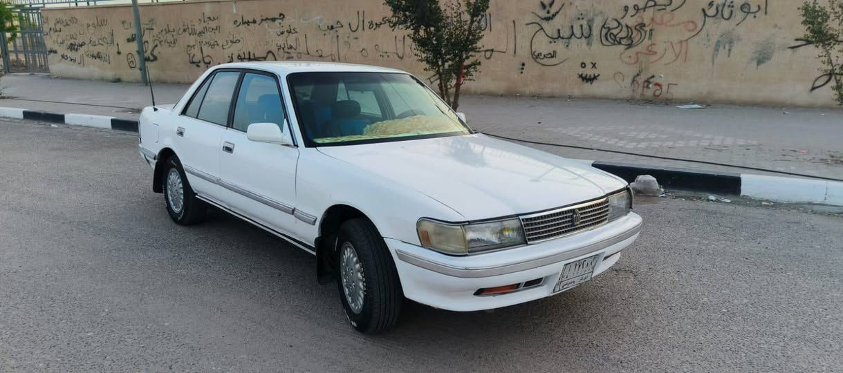 السلام عليكم لبيع كروسيدة مكفولة من الكص ونقل مكينة وكير ونجي جدد وحدادة حلوه تخم تاير كهربائيات كلهة شغالة سنوية منتهية المكان البصرة القرنة السعر 37 رقم الهاتف *********** المدينة, البصرة
