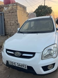 سبورتج ٢٠٠٩ السياره كلش نظيفه على ايدي وسنويه جديده باسمي  تبريد حدادي...