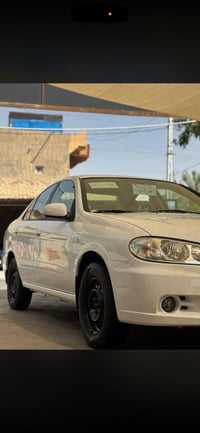 نيسان سني ياباني اصلي موديل 2010 للبيع ماشيه 46الف  سياره مكفوله من كل...