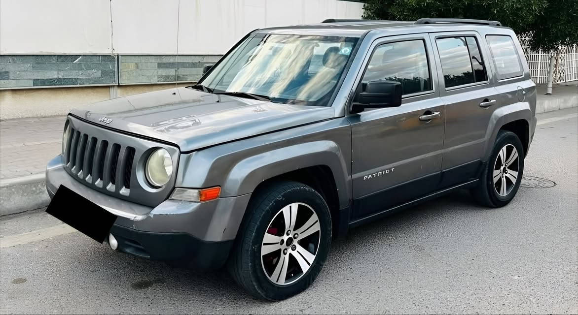 جيب باتريود وارد امريكي
السياره كفاله بيه دحجه 
بلباب خلفي بصيطه 
ومدكر امامي بي شخطه 
بصيطه سياره مامشيه هواي يعني مامتعوبه ستخدام شخصي  
مديل 17تحكم استيرن 
سياره مال سفر رقم سياره 
بغداد سعر سياره 110
بي مجال طيبين 
رقم راعي سياره 
***********
موجودسياره بل البصره
