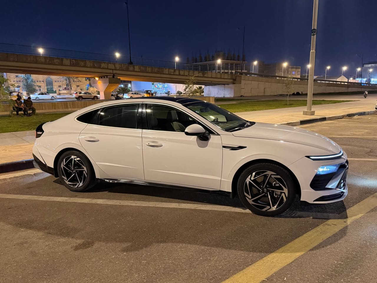 السلام عليكم للبيع سوناتا خليجي 2024
        فول موصفات للاخير 
        وارد خليجي مكينة 2.5   
       السياره نضيفه جدا بعدها بحاله وكاله 
       رقم بصره باسمي تحويل ثاني يوم
  ماشية : 45km
      :الموصفات /               
                                       بنزين ⛽️ 
      • بانوراما
 • إنارة Full LED
 • انارة دخليه
 • كاميرا
 • حساسات أمامي + خلفي
 • دخول ذكي + تشغيل بصمة + تشغيل عن بعد
 • مرايا كهربائية قابلة للطي
 • بصمتين 
 • مقاعد جلد كهربائية 
 • لد امامي + خلفي
 • شاشتين 12.3 إنج
 • نظام صوت Bose
 • ستارة خلفية 
 • شاحن لاسلكي
 • تكييف أوتو ثنائي
 • كير إلكتروني تعليك
 • رادار + مانع تصادم
 • مثبت سرعة ذكي
 • نقطة عمياء + تحذير خلفي
 • 6 وسائد هوائية
السعر 224وبيها مجال 
البصره القديمه
📞 *********** البصرة, العراق
