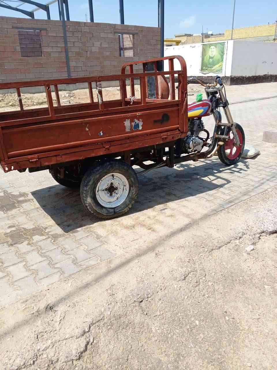 سلام عليكم مكلف بل نشر العاصفه للبيع مكاتبه فقط ٥٥٠ رقم راعيها ***********
