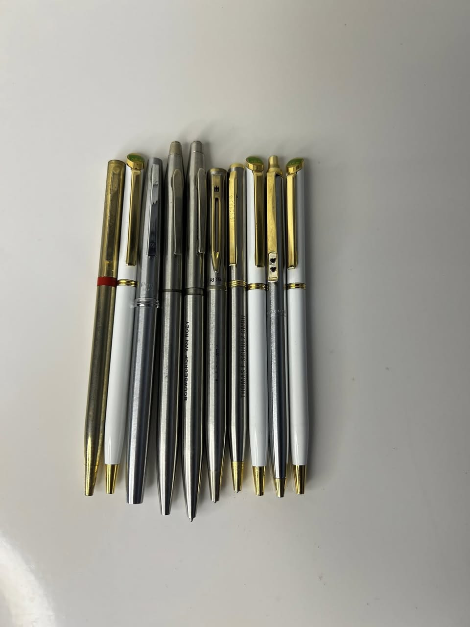 اقلام متنوعه جاف اصليه سعر القلم 10 الاف يوجد توصيل اي استفسار خاص


**إذا كنت صاحب هذا الإعلان وتريد حذفه لأي سبب، رجاءا أرسل رسالة إلى الدعم الفني**