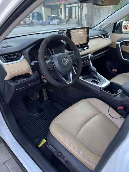 السلام عليكم ورحمة الله وبركاته
السعر 28,800$ 

فضلاً قراءة التفاصيل كاملة قبل التعليق والاتصال مع جزيل الشكر والتقدير ...

راف فور فئة الlimited موديل 2023 وارد اميركي محرك 2500cc بانزين 

السيارة اني استوردتها ع ايدي نهاية ال٢٠٢٤ 

حادثها قبغ الصدوق تبديل بلاد نفس اللون بدون صبغ وجاملغ بارد بدون صبغ والدعامية بلادي كذلك بدون صبغ نفس اللون الشواصي مكفولات 

السيارة فول الفول ترحيب بالمري وماشية 17,000 كم وليس ميل

3 وضعيات قيادة (اقتصادي-عادي-سبورت) كل نمط عن الثاني يتغير عداد السيارة 

داخل لونين جملي ومقاعد الامامية كهرباء وتبريد وتدفئة والكشنات الخلفية تدفئة فقط ومقعد السائق خزن ميموري ، ارضيات السيارة بلاديات ربر 

السيارة سويتلها عزل صوت وحرارة ب300$ 

فتحة سقف بصمة تشغيل

رادارات امامي خلفي جوانب تحديد مسار توقف ذاتي فول رادار 360 درجة ، هاند بريك كهربائي 

نظام صوتي من jbl من 9 سماعات وشاشة كبيرة jbl ابل كار بلاي واندرويد اوتو 

عداد السيارة شاشة دجتل ب٤ انماط والمراية الوسطية تعتيم ذاتي 

تبريد قطعتين ومنافذ شحن سريع تايبسي واشاير بالمري

السيارة باسمي ورقم السيارة هم حلو 

ويل السيارة 19 كروم 

بلوجكتر امامية وصندوق السيارة كهربائي ب٣ وضعيات

السيارة حلوة جداً واقعاً ومكانها حي اور

رقم التواصل واتساب او اتصال 

***********
