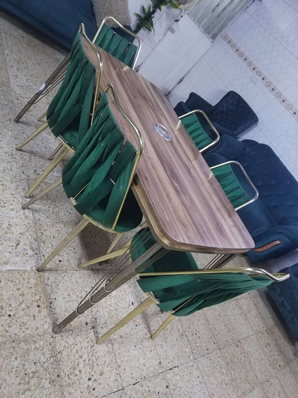 ميز طعام للبيع


**إذا كنت صاحب هذا الإعلان وتريد حذفه لأي سبب، رجاءا أرسل رسالة إلى الدعم الفني**