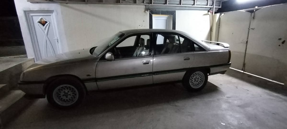 السلام عليكم اوبل اوميجا موديل 91 بشرط لاقص لا قلب ولا دعم شرط التحويل عنوان موصل  عنوان موصل ناحيه بعشيقه قريه سماقيه والسعر 30 بمجال صبغه عام جماليه بدون ضرر واللون ذهبي استفسار واتساب على هذا الرقم *********** والطيبين لهم خاطر
