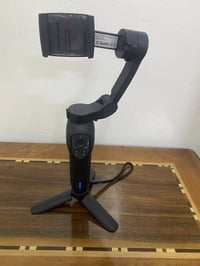 اوزمو بهذا الشكل جديد غير مستخدم بدون كارتون طلع  اعلى سعر ابيع  07737...