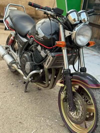 400cc للبيع دراجه ماناقصها شي كهربائيات شغاله دراجه تجفيت كابريترات جد...