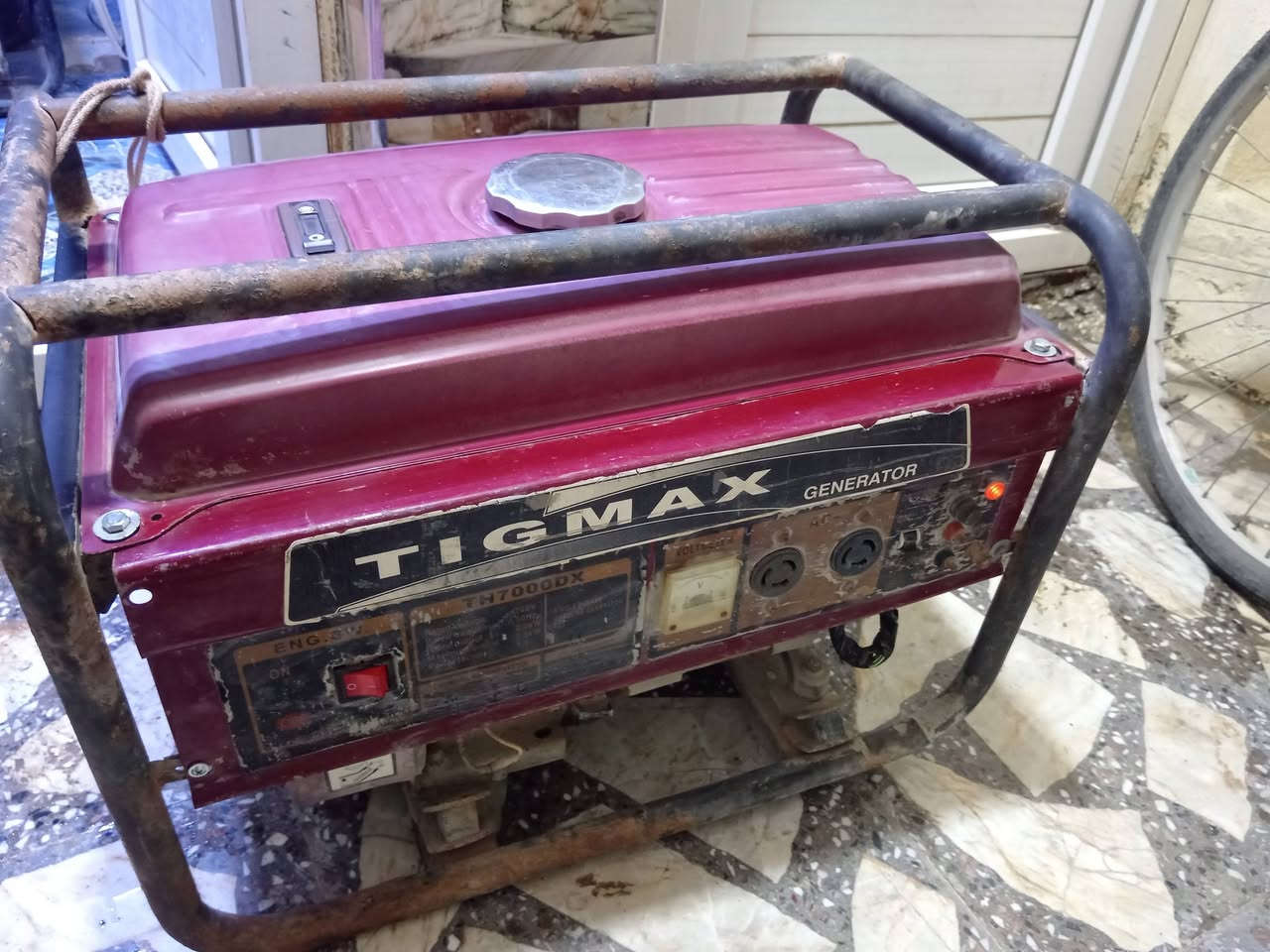 للبيع مولده شغاله نضيفه باب اول من القديمات
***********
