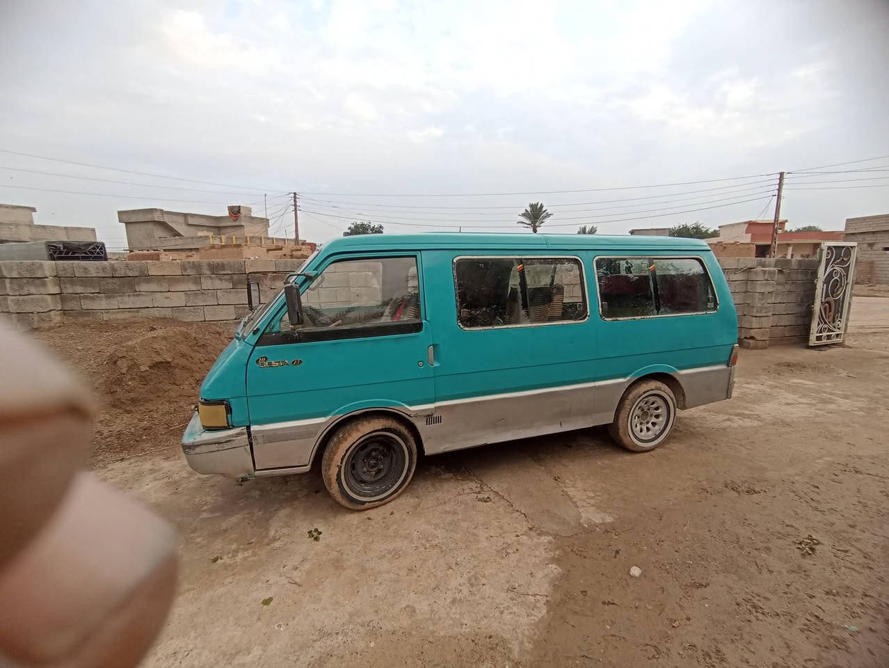 سلام عليكم كيه بستا موديل 93 المكان السعديه السعر 27رقم الهاتف ***********
