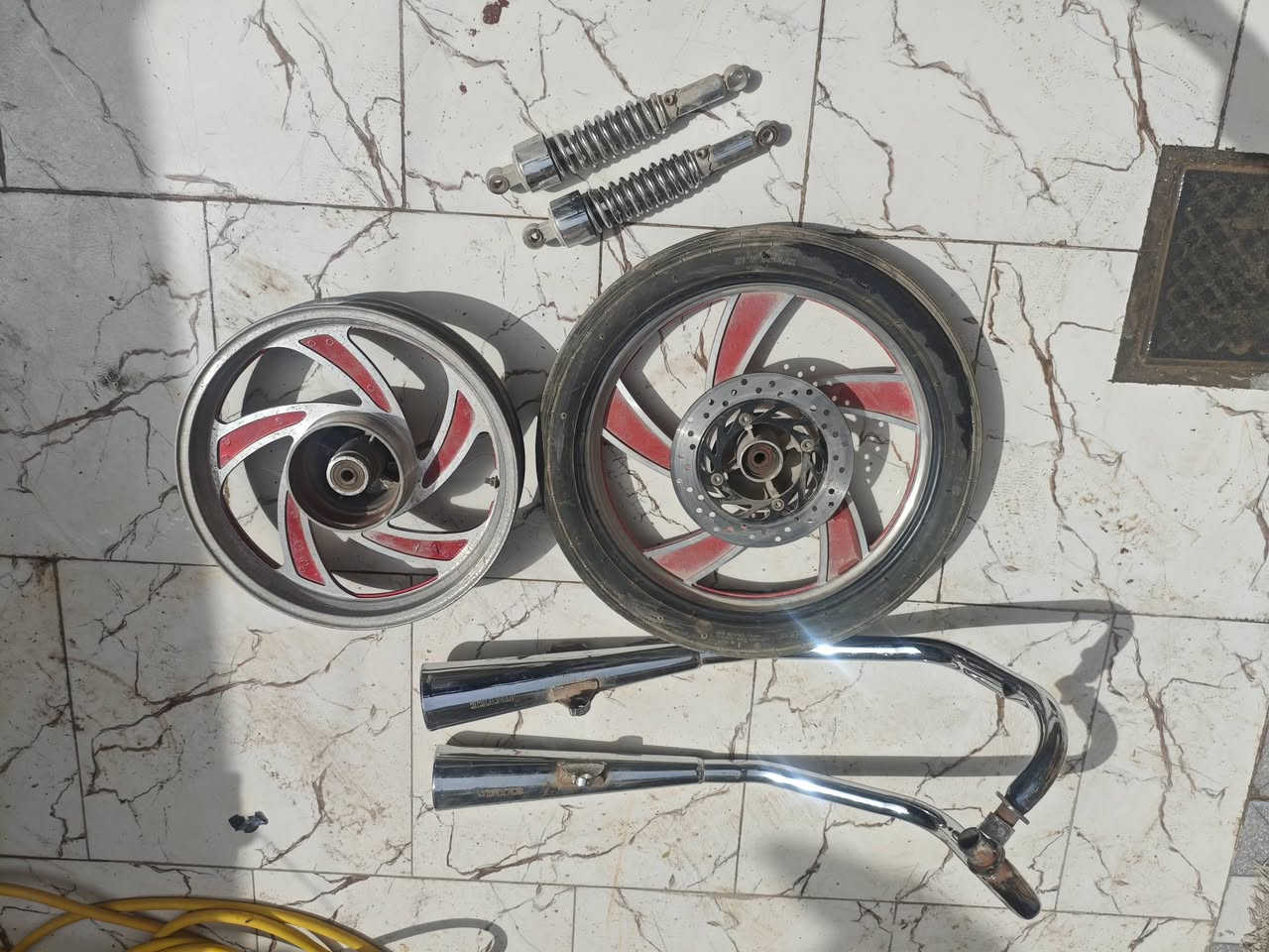 اغراض جونده شوفت عينك اقنع ياله تشتري  ابيعن كلهن 75وبيهم مجال بصيط مع العلم الويل الأمامي بيه عوجه بصيطه من صفحه وحده يعني بلمشي مامبيه واله جوب ميصيره جوبلس وتدللون مكاني نجف كوفه شارع المعمل


**إذا كنت صاحب هذا الإعلان وتريد حذفه لأي سبب، رجاءا أرسل رسالة إلى الدعم الفني**