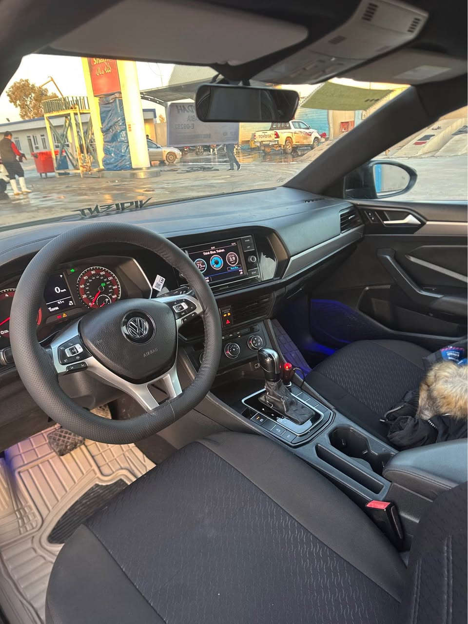 لە هەولێرم سحری ( ٩٦ وەرەقە )
***********
واتسئاپی لەسەرە

جیتا مۆدیل ٢٠١٩ مواسەفات s ( گێر تۆماتیک )
مەکینە ١.٤ تۆربۆ نەکرایتەوە

سبوخ ٦ پارجە و سەقفی هەیتی بە حام دەفرۆشم

گێر و مەکینە و تەبرید بەشەرت
تەبرید لەگەل سویچ
سەیارەکە رەقەم و سەنەوی تازەیە تا ٢٠٢٩
سەیارەکە بێ مەسرەفە و هەموو گیانی بەشەرتە
٤ تایە و ویلی خاوێنی لەسەرە

مواسەفات s 

سحری ٩٦ وەرەقە ومەجالێکی زۆر کەم *********** أربيل, العراق
