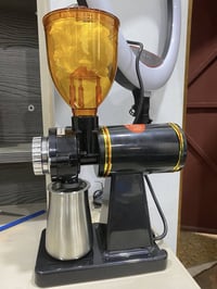 مطحنة قهوة • موديل ٦٠٠N • جديدة