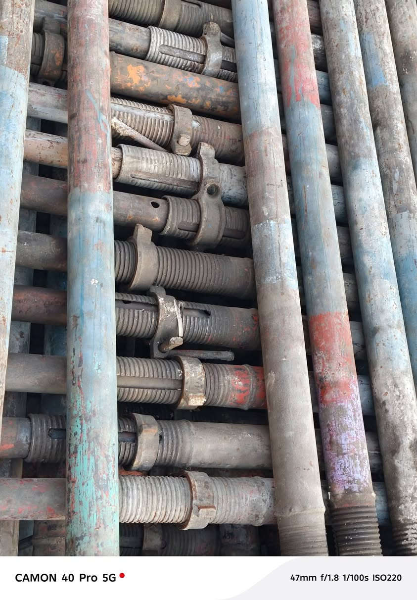 أعادت النشر بسبب الوعود الكاذبه جكات عجمان لاصلي القديم للبيع جكات نضيفات عدد ١٥٠ مكان ناصريه رقم الموبايل***********
