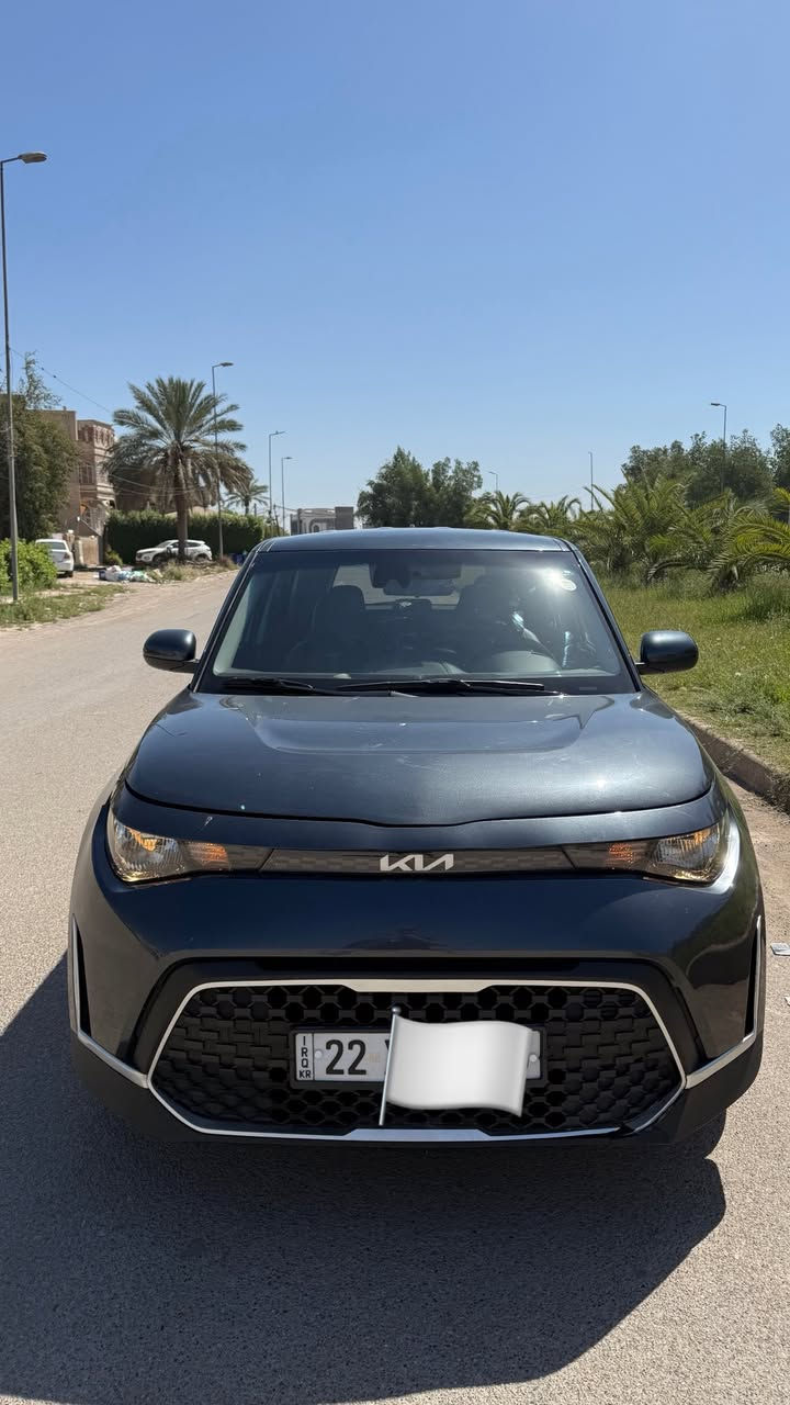 كيا صول 2023 وارد امريكي صبغ فقط جاملوغ وحافة البنيد بدون اي دواخل لا لغد ولا شاصي  بدون اي ايرباك سيارة جاهزة بدون اي نقص لون فيلي بدون اي شخوط شاشة كبيرة نظام سبورت قيادة و ابل كار بلي مكان السيارة حالياً اربيل بيع او مراوس ***********
