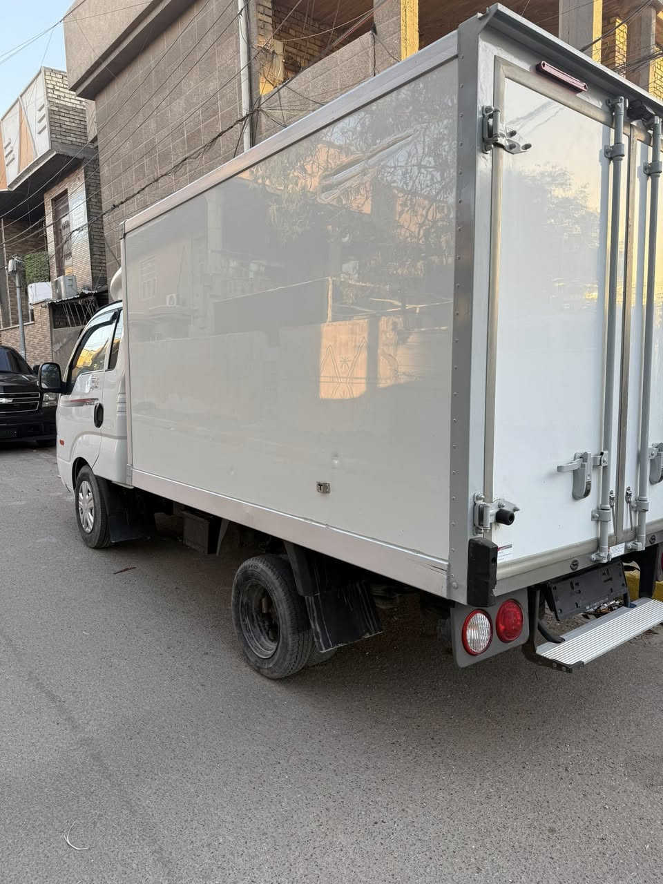 السلام عليكم براد موديل 22
مكفوله من كلشي تجميد دبل كمريسر  چنكالين
وتو. مكينه مسكر 3000. بغداد.   ***********
