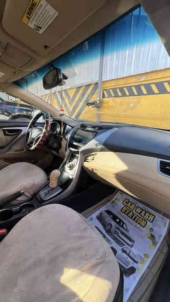 سياره الانتره موديل 2013
سياره نضيفه ومامبدل ولا قطعه كلهه ليبل واحد 
ضرر جاملغ الايسر وراجع علبارد ومصبوغ وبيهه ملاحضات بسيطه دوسات مصبوغه ودعاميه مبدله
محرك سعة 1800
سياره بسمي 
العنوان منطقة السعاده 
السعر 110 وبيهه مجال 
للاستفسار ***********
