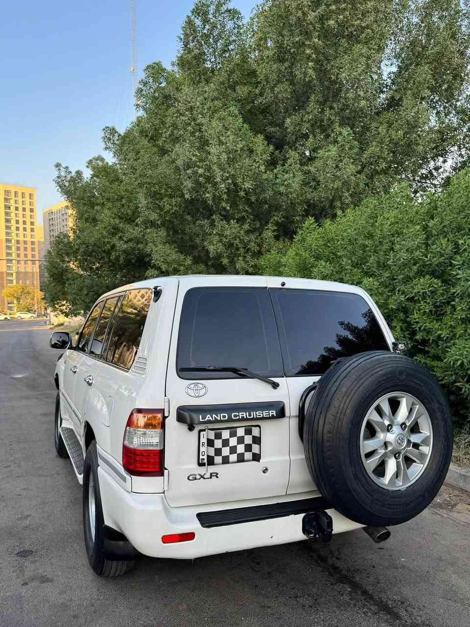 للبيع لاندكروز 2002 رقم بغداد بأسمي كير عادي اصل قطري مكينه 6 سلندر سبير علاق فول كهرباء ٣ قطع تبريد وثلاجه اريل كهرباء جام كهرباء قفل بيبان كهرباء شاشه كامره خلفيه دبل تانكي كير مكينه تبريد حداديه كفاله ماشيه 330 كيلو حقيقي
السياره بيها قطع صبغ اني صابغهن ابيع حزام عدا قماره كفاله من الصبغ لغود شواصي كفاله مابيها ضربه السياره سياره جاهزه ونضيفه 
عليه تايرات بالون ماكسس ابو الجمل والتايرات البلاديه موجوده ٥ تايرات دنلوب 
عليها دعاميه درع حديد ARB اصلي والدعاميه البلاديه موجوده جديده وكامله زلغ مابيها وبلوجكترات جدد
مكاني بغداد الكرخ
السعر 155$
للاتصال ***********
واتس اب ***********
