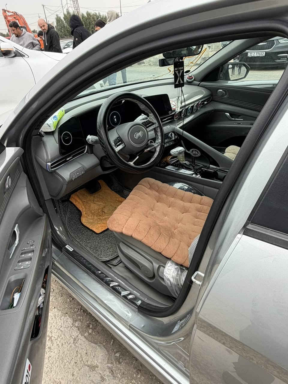 سلام عليكم
النترا وارد امريكي 2023

ماشيه 67 الف كيلو 

محرك 2000 دوش

كير CVT البلادي

منظومه غاز ايطاليه

بصمه تشغيل

جنطه ذكيه

تشغيل عن بعد

تدفئه كشنات

اوتو هولد

رادار امامي+ رادار خلفي

رادار جانبي

سستم سماعات دمتم

دخول ذكي+ تحكمات ستيرن

نضام شحن واير ليس

هند بريك دكمه

مانع تزحلق + مودات قياده

تبريد بيانوا 

عدسات LED

رقم جديد انكليزي بسمي 

وبيه بارد بلجاملخ الامامي 

مكان بغداد السعر 166

البياع 

***********

بي واتساب
