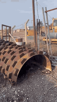 للبيع اظلاف حاديله جديد قطع تين سعر 36ورقة رقم موبايل 07701560184