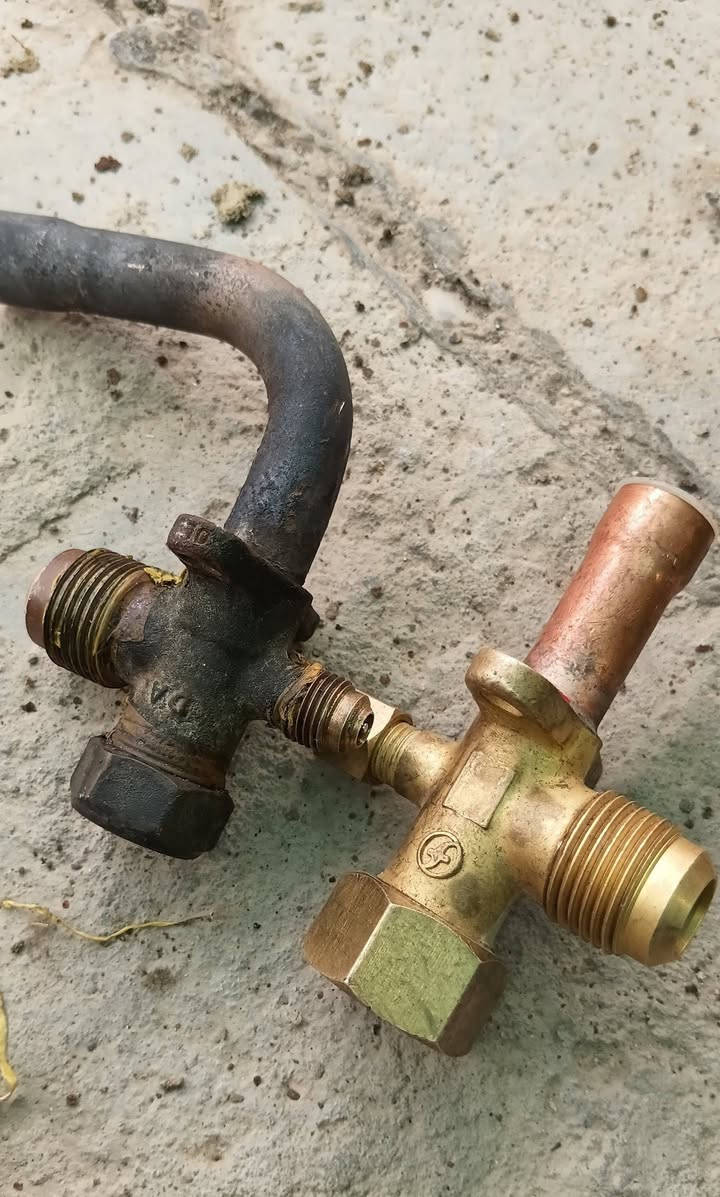 شغلنا يحچي عنا… وراحتك تهمنا ✨
*📲اتصل نوصلك لبيتك وين ماتكون*((***********))
يتوفر قطع اصلية ذات جودة عالية گوالتي شركة
High-quality original parts available
اتصل مباشر او واتساب ***********
