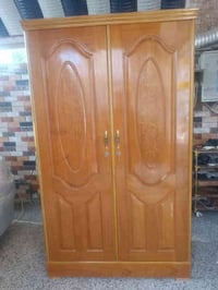 كنتور  ابو ثنين   ميز مرايه  مكان العبيدي سعر ثنينهن ٢٥٠ وبهن مجال ٠٧٧...