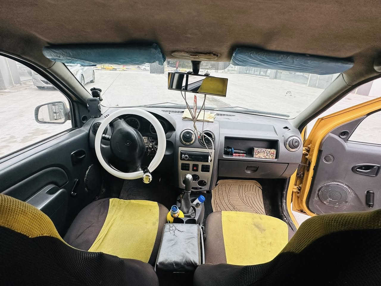 رينو لوكان 2010
رقم بغداد دولي بأسمي السنوية 
هيئة وغرامات صفر 
كابون بانزين بيها 
طخم تايرات جديد 
صدر السيارة امامي وخلفي جديد طكه 
طخم درايم شفتات جديد 
كير ومحرك شرط 
السياره جاهزة ومال رزق 

السعر:32 وبيها مجال للطيبين 

اسيا ***********
كورك *********** 

اخوان الخاص مغلق اتصل وتدلل
