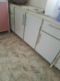 دواليب • للبيع • حي الصحه شارع ٢٠