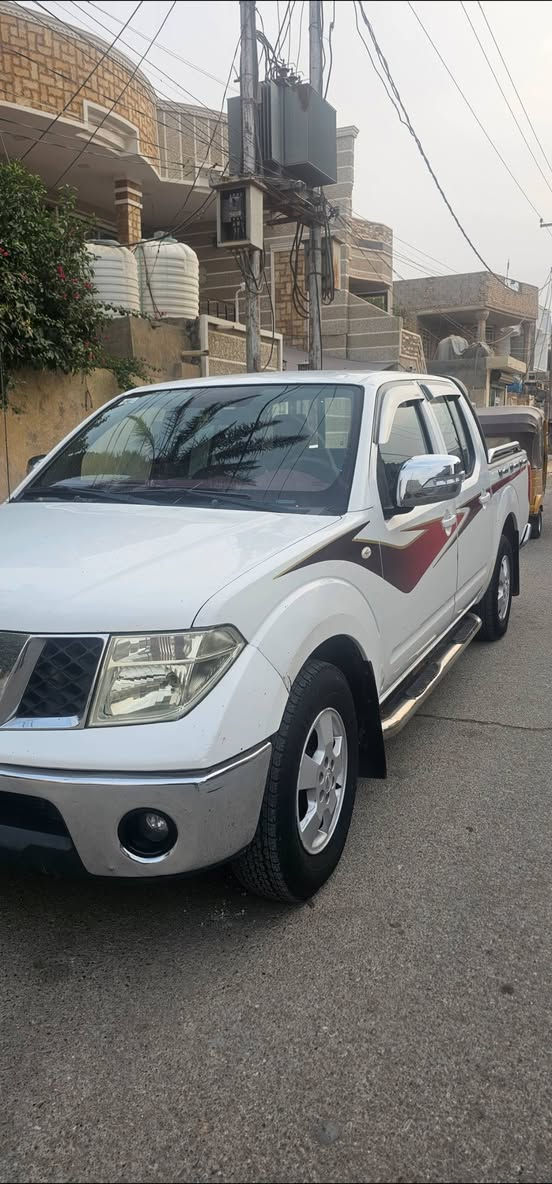 سلام عليكم نيفاره 2013 مكينه بلاد كير اوتو مكفوله لا ضربه ولا صبغ فقط الهلال مال جامرلغ الامامي الايمن بس رش تبريد تدفئه كله شغال رقم ديالى دولي  مكاني ديالى بعقوبه للاستفسار ***********
