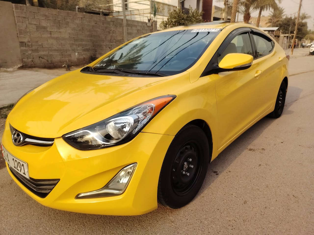 سلام عليكم النتره موديل 2013 فول واحد على واحد حادثه قبق جنطه سونر بلمنشور صدر جديد تخم تاير جديد كشنات تتفه مكينه وكير خير من الله تبريد ثلج ❄️ هيه غرمان مصفره رقم بغداد دولي سعر 103بيه مجال مكان بغداد ***********
