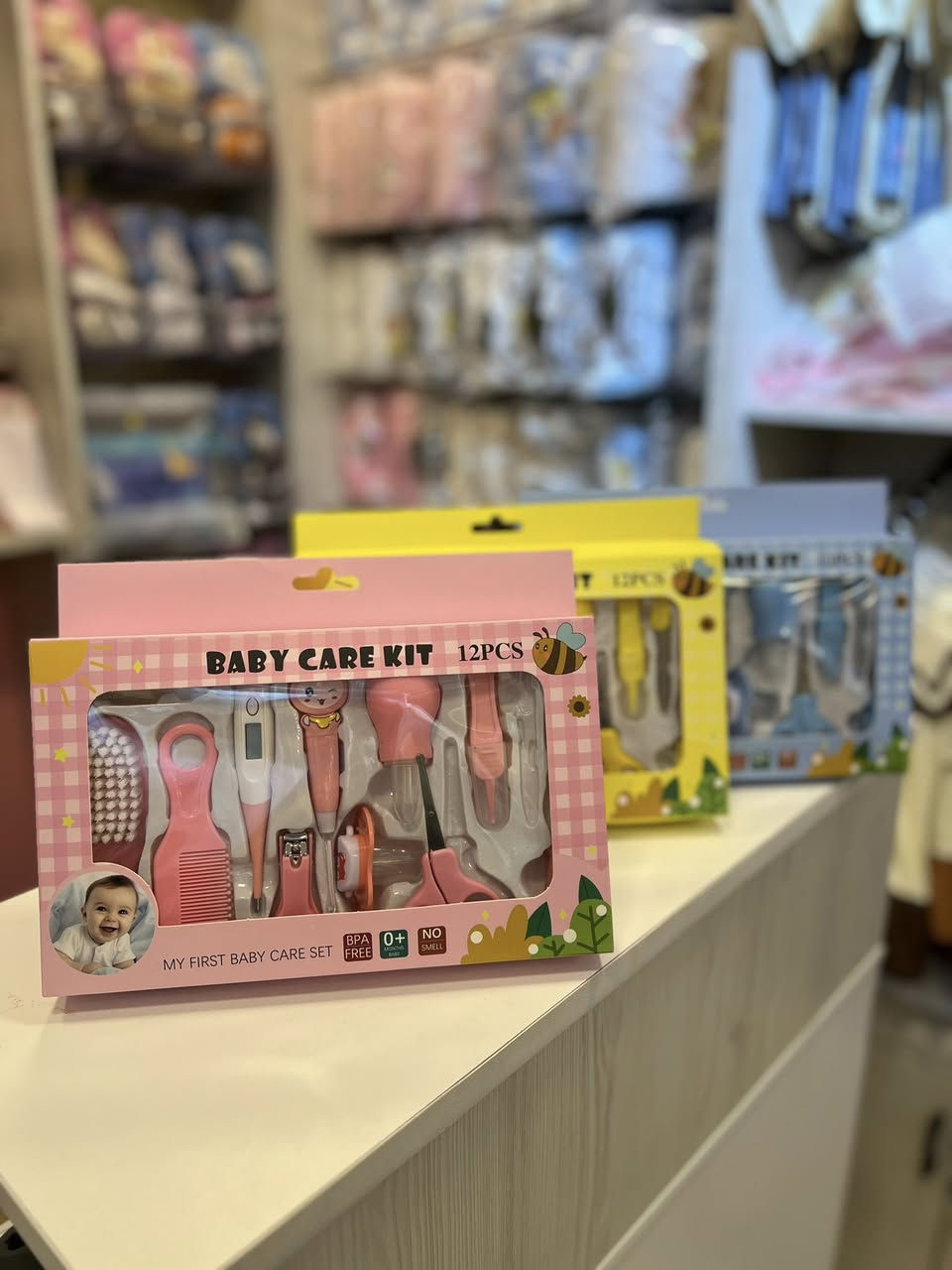 ✨ لأن طفلك يستاهل عناية كاملة 🤍
وفرنالكِ سيت العناية بالبيبي 12 قطعة 👶🧸
كلشي تحتاجيه بمكان واحد:
فرشاة، مقص، قصاصة، ميزان حرارة وأكثر ✨

💗 آمن ولطيف على بشرة الطفل
💗 عملي وسهل الاستخدام
💗 مناسب من أول يوم للبيبي

💰 السعر: 15 ألف فقط
📦 متوفر بعدة ألوان (وردي، أزرق، أصفر)

📩 للحجز والاستفسار دايركت


**إذا كنت صاحب هذا الإعلان وتريد حذفه لأي سبب، رجاءا أرسل رسالة إلى الدعم الفني**