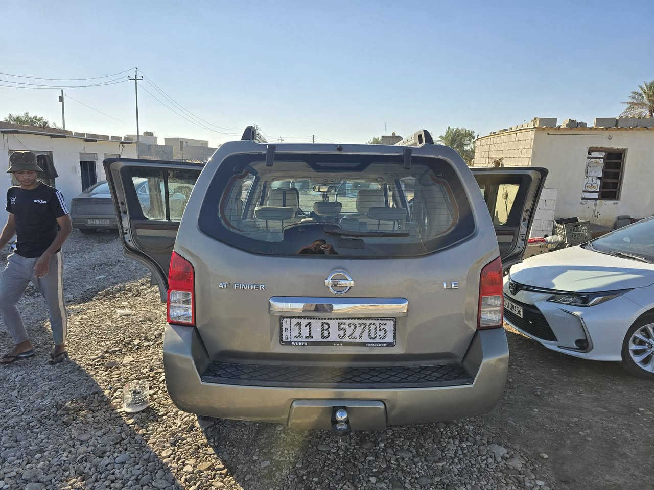 نسيان باتفندر بيع او مرواس باجيرو 
2008 خليجي 
LE فول مواصفات 
كشنات كهرباء
مري كهرباء 
كاميرا 
صندق شفط 
دمام 
فتحه 
6 سلندر 
مكينه 4000
فور ويل 
كشنات بلادي جلد لون بيجي 
شادلها نوزلات مال سوناتا تقليل الصرف 
هزه وسنويه جديده قبل شهر 
باسمي  
الصبغ 
فقط الجاملغ الخلفي عكس السائق
تدفئه تبريد 
دشبول ارمادا


**إذا كنت صاحب هذا الإعلان وتريد حذفه لأي سبب، رجاءا أرسل رسالة إلى الدعم الفني**