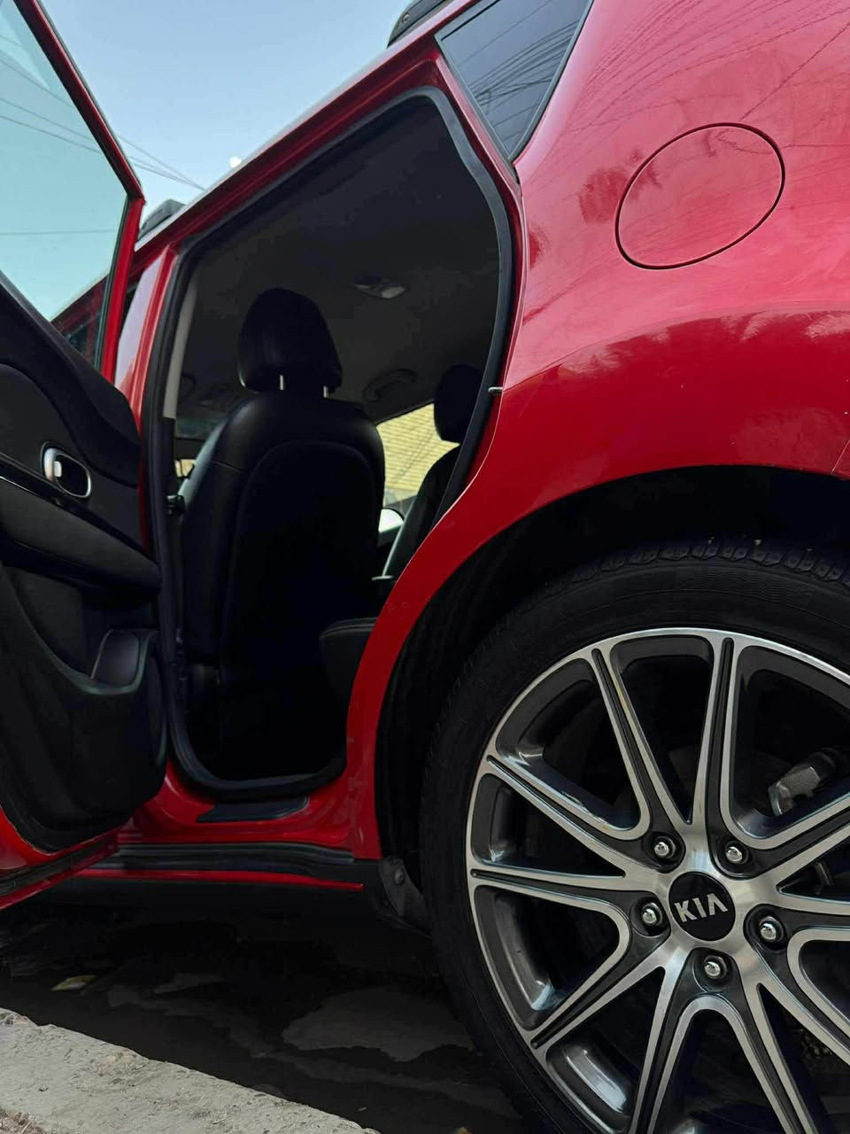 السلام عليكم
صول موديل 2019 رقم بغداد بسمي ماشية 43 الف ميل فول مواصفات عدة الفتحة مكينة 1600 تيربو
سيارة جاهزة من كير ومكينة وتبريد وكهربائيات  
السعر 117 وبي مجال 
حادثها حسب ما موجود بصور امريكا والسونار 
مكان السيارة بغداد / الغزالية 
للاستفسار على رقم *********** 
تحياتي بغداد, العراق
