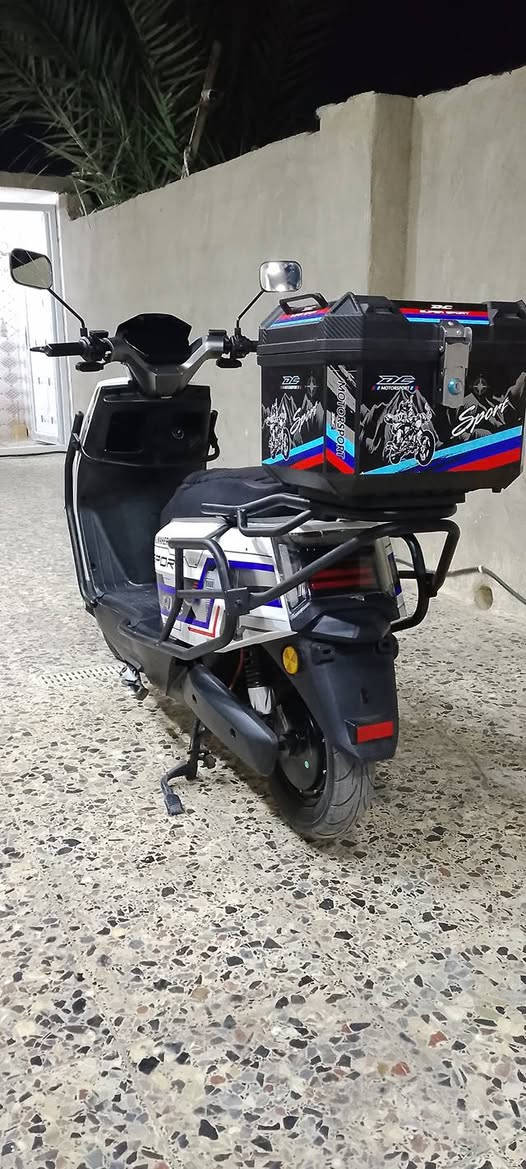 دراجه شحن جديده كلش استعمال قليل 6 بطاريات كبار مسطره نظام Rبك السعر 750 وبيه مجال للاتصال *********** مكاني بغداد حي اور قابل للمراوس
