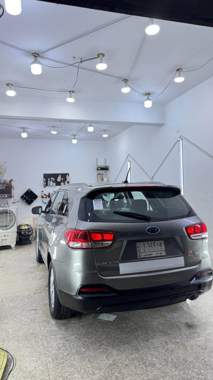 سورنتو 2017 وارد امريكي مكفولة كفاله عامه داخله تقرير تعمل وتسير من امريكه 

حره ذي قار مشروع وطني سنويه جديده تحويل 

مواصفات نص فول

اليت زينون/ بلاجكتورات منظومه كامله زنون

شاشه جبيره/ كامره دواره 

تحكم ستيرن جهتين/ اشاير بل مري 

 / يدات نيكل ستيل 

تبريد قطعتين / نضام ايكو بانزين 

اربع انظمة قياده 

المكان الناصريه مركز 

السعر 162وبيه مجال بسيط 

الاستفسار *********** حمزة, القادسية
