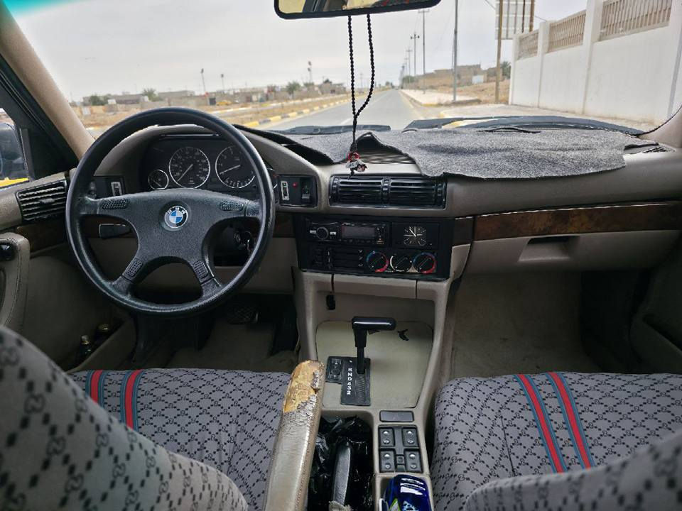 بي ام 525i البيع كامله من كلشي تبريد ثلج حداديه 80٪ السعر 55 وبيها مجال كربلاء عين التمر مداور ثاني يوم *********** كربلاء, العراق
