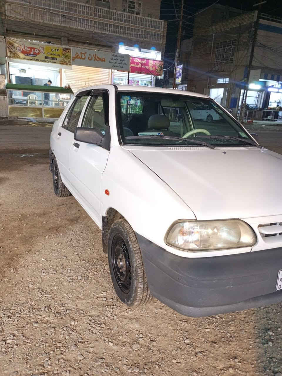 سلام عليكم من رخصت الادمن المحترم 
سايبه مديل ٢٢ للبيع سياره جاهزه من كلشي 
كير مكينه تبريد صدر تخم تاير تحويل مباشر 
مكان سياره بغداد شعب السعر ٦٠ وبي مجال 
***********
