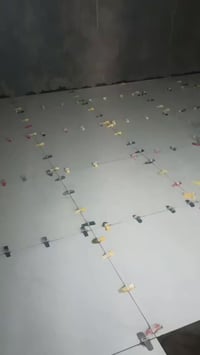 البصرة المعقل • تركيب بورسلان ٨٠×٨٠ • تركيب واجهات ودرج