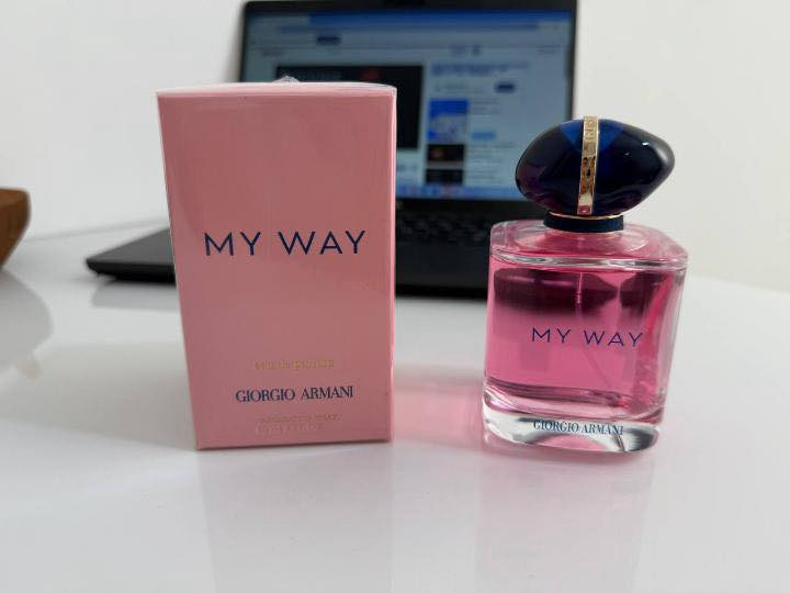 عطر انثوي ريحتة تشبه البودرة الفرنسية ثباتيتة عالية كلش وفوحانه يجنن


**إذا كنت صاحب هذا الإعلان وتريد حذفه لأي سبب، رجاءا أرسل رسالة إلى الدعم الفني**