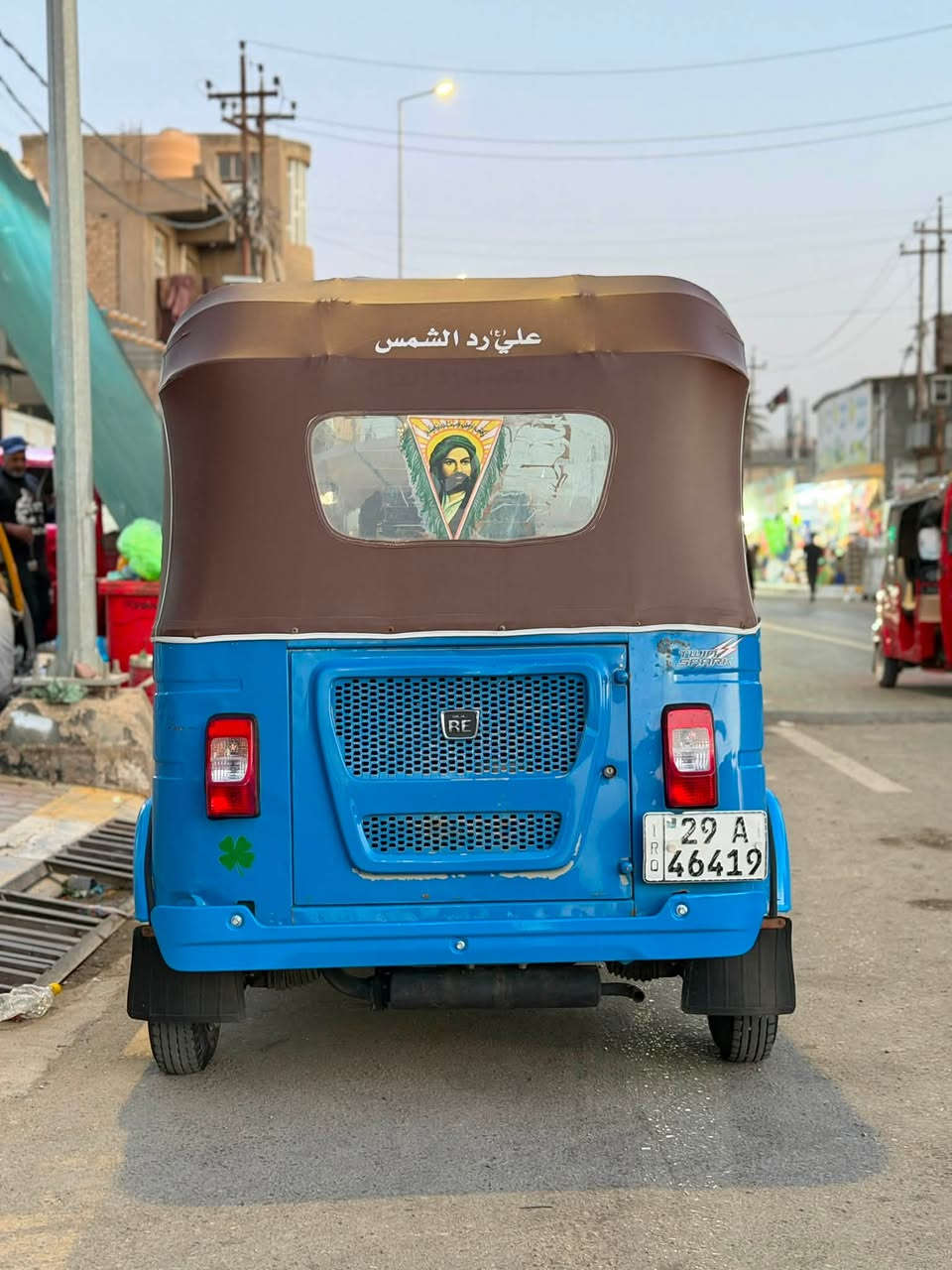 سلام عليكم تكتك ٢٢ رقم  واسط نكليزي
مبدل بوشه وبستم فقط 
بيها صبغ بلغد شي بسيط ولباقي مكفول
مكاني واسط الصويرة
   *********** 
السعر ٨ و٦٠٠ وبيها مجال بسيط
