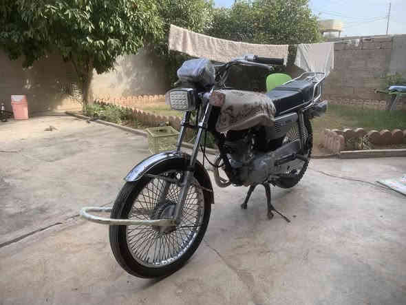 سلام علیكم شباب دراجه تایكر مديل 2020كهربائیات كامل شغال دراجه خيرمن الله محرك لاصرف ولابخار دراجه مامتعوبه مال شغل سعره 375بي مجال للطیبين مكاني فيلق شراي تعال خاص او***********      ***********
