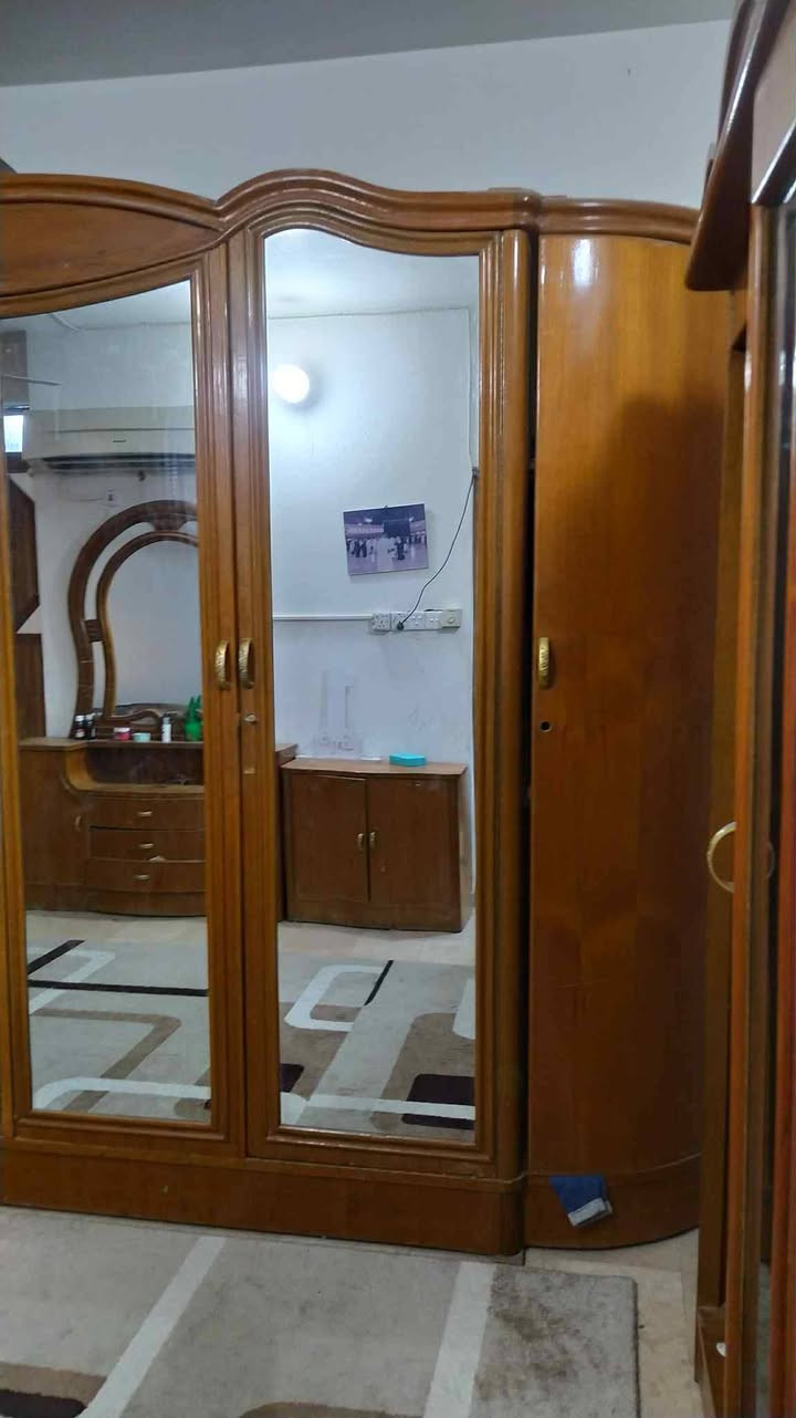 غرفه تزكام ضخمه 650وبيهه مجال


**إذا كنت صاحب هذا الإعلان وتريد حذفه لأي سبب، رجاءا أرسل رسالة إلى الدعم الفني**