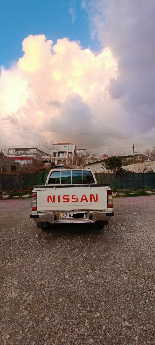 نیسان پیکاب مۆدێل 2006 بێ پارچەو لێدران هیچی نیە ، سەنەوی تا 2029 دراوە سەیارەکە زۆر بە خاوێنی ماوەتەوو بە شەرتی گێڕ و مەکینە بۆ زانیاری زیاتر پەیوەندی بکە بەم ژمارانەوە (***********) (***********) أربيل, العراق
