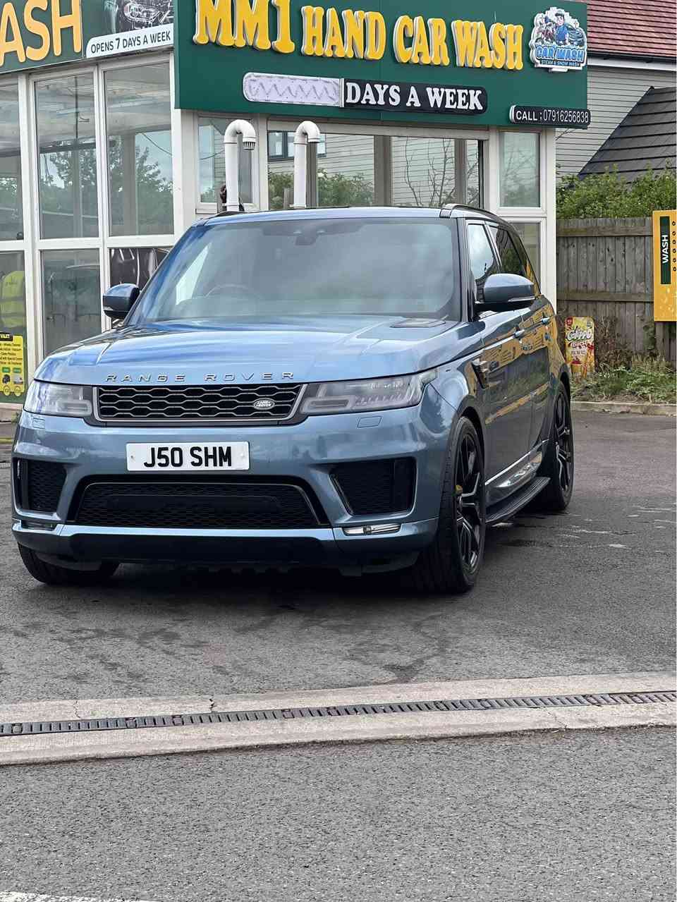 2018 Land Rover sport 3L v6 HSE dynamic auto diesel automobiles panorama heater seat reverse camera, Bluetooth Apple Pay cross control ￼full logbook 12 months mot 1 key just had for a brand-new tire disc brake pad full oil being serviced previous excellent condition drive perfect ￼cat S fully repair ￼￼ Middlesbrough, Cleveland


**إذا كنت صاحب هذا الإعلان وتريد حذفه لأي سبب، رجاءا أرسل رسالة إلى الدعم الفني**