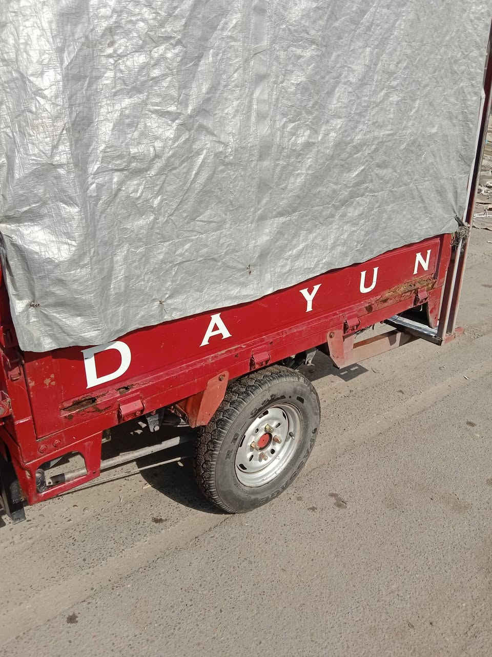 دايوان موديل 19 مكينه جديده ما مفتوحه اكسن صقر جديد تخم تايرات جوبلس شد جديد بس بيها  داير البدي مثل ما واضح بي الصور العنوان مدينة الصدر السعر مليون ناهايتها ‏‪0788 651 0974‬‏
