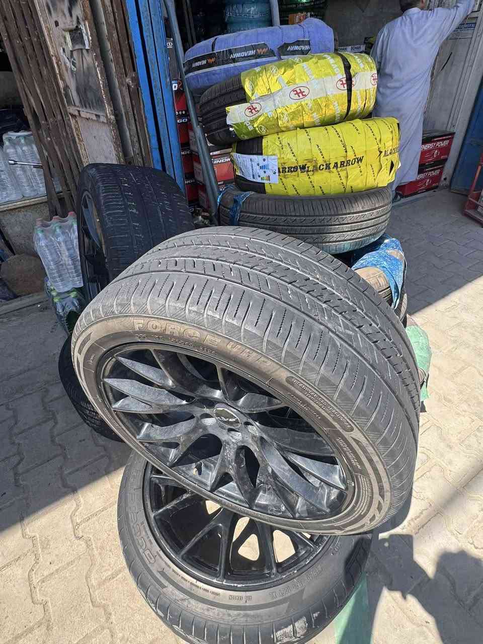 تخم ويل srt اصلي شركه ويا تخم تايرات زوج جدد وزوج نص عمر بيع سعره 500
زوج سبيسرات سعرهن 50 
دعاميات زوج srt 240 الف 
الف مكاني بابل ***********

