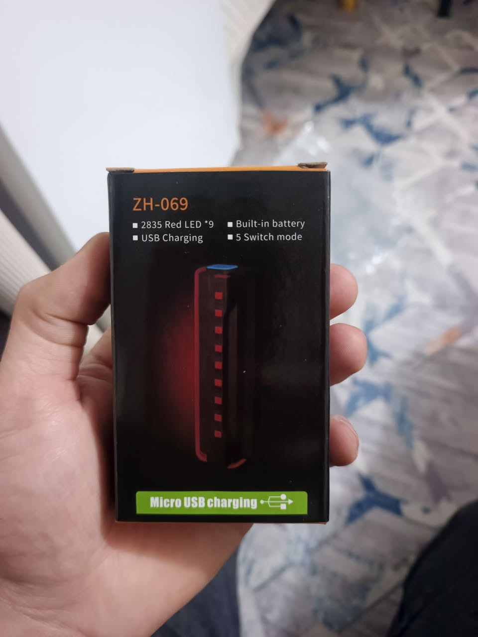 لد خلفي  شحن تايب سي سعره١٢مع توصيل


**إذا كنت صاحب هذا الإعلان وتريد حذفه لأي سبب، رجاءا أرسل رسالة إلى الدعم الفني**