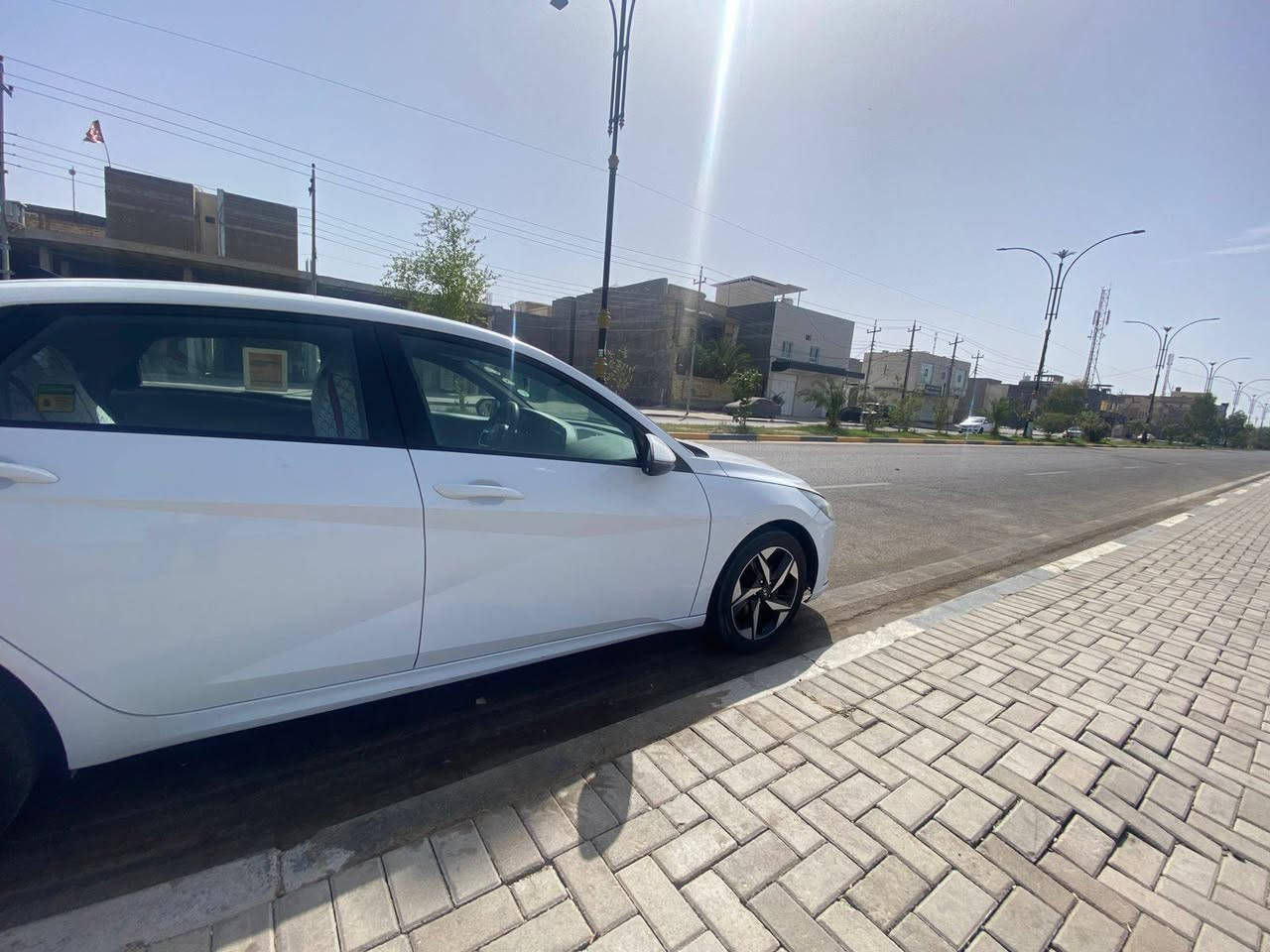 النترا خليجي مديل ٢٠٢١ 
مواصفات نص فول والتبريد قطعتين والمحرك ٢٠٠٠ دوش 
السياره بدون حادث فقط تكحيل زلوغ 
وبيها بارد خفيف باب الي خلف السايق 
رقمها بغداد اقساط باقيلها سنه استقطاع مباشر من الموضف راعيها من بغداد مدينه الصدر يسويلك وكاله بينما تخلص اقساطها وتتحول 
*********** 
مكاني البصره
السعر142
