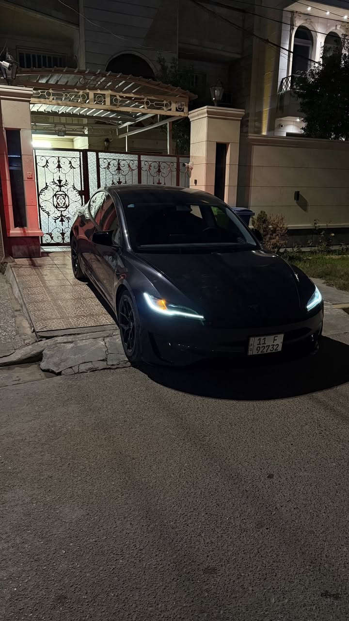 Tesla model 3 2024 دبل ماطور
السيارة كلش نظيفة 

ماشية 43 الف mi 

معروفة مواصفات التسلا 

لان كلش هواي شغلات بيها 

حادث السيارة جاملغ امامي يمين مبدل 

جاملغ خلفي ايسر بارد و البنيد ربعة تعدل 

بس اني بخيته كله علمود جمالية وشخوط بسيطة 

وموجودة عندي صور 

المجموع قطعتين صبغ جاملغ وبنيد 

السعر195$ نزلته لان كلش متوازي ع فلوس  

مكاني بغداد العامرية

للاستفسار ***********
